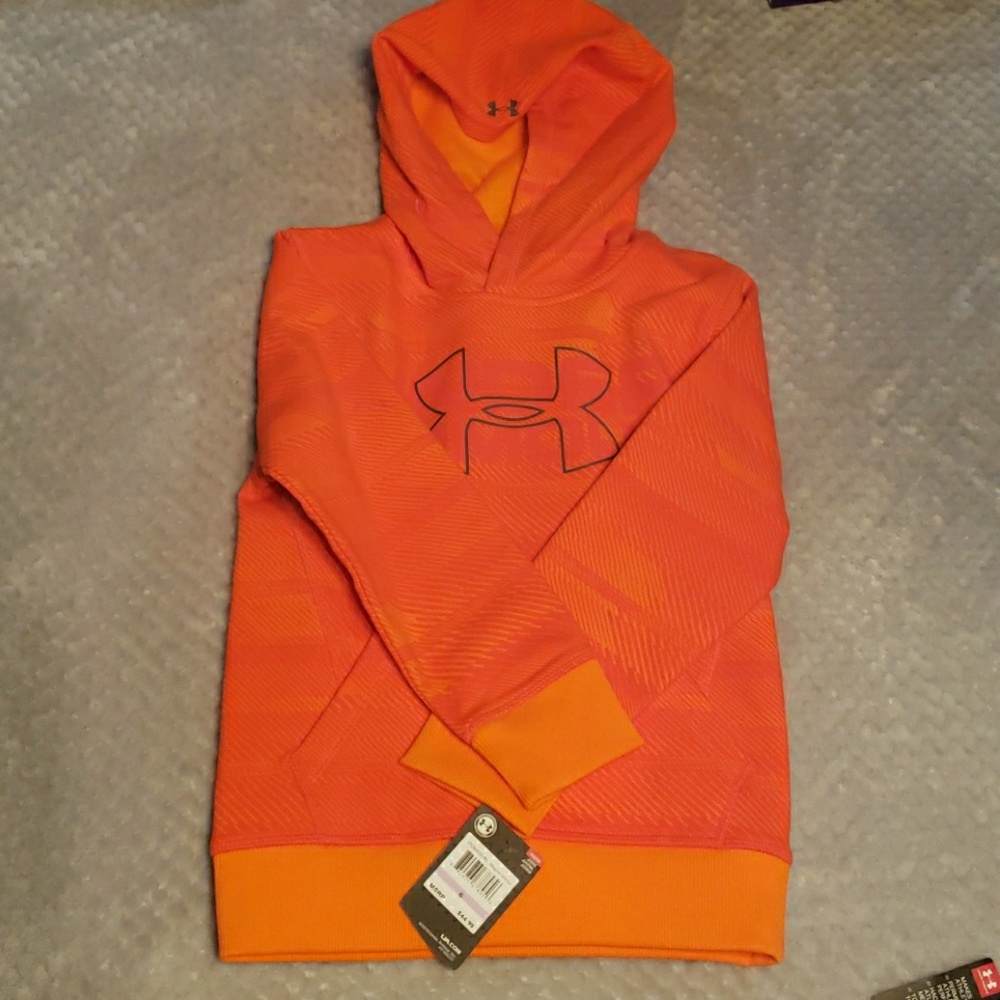 NWT Under Armour Sweatshirt